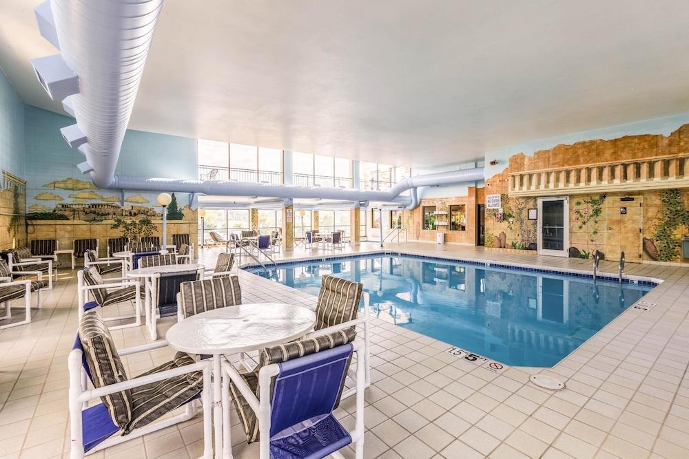 Americinn & Suites By Wyndham Baraboo Event Center Kültér fotó
