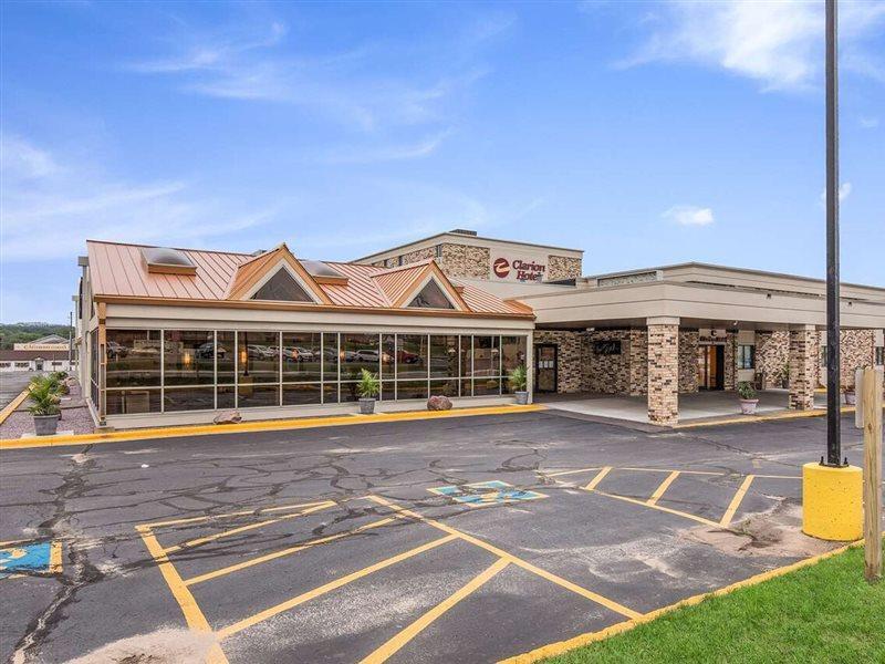 Americinn & Suites By Wyndham Baraboo Event Center Kültér fotó