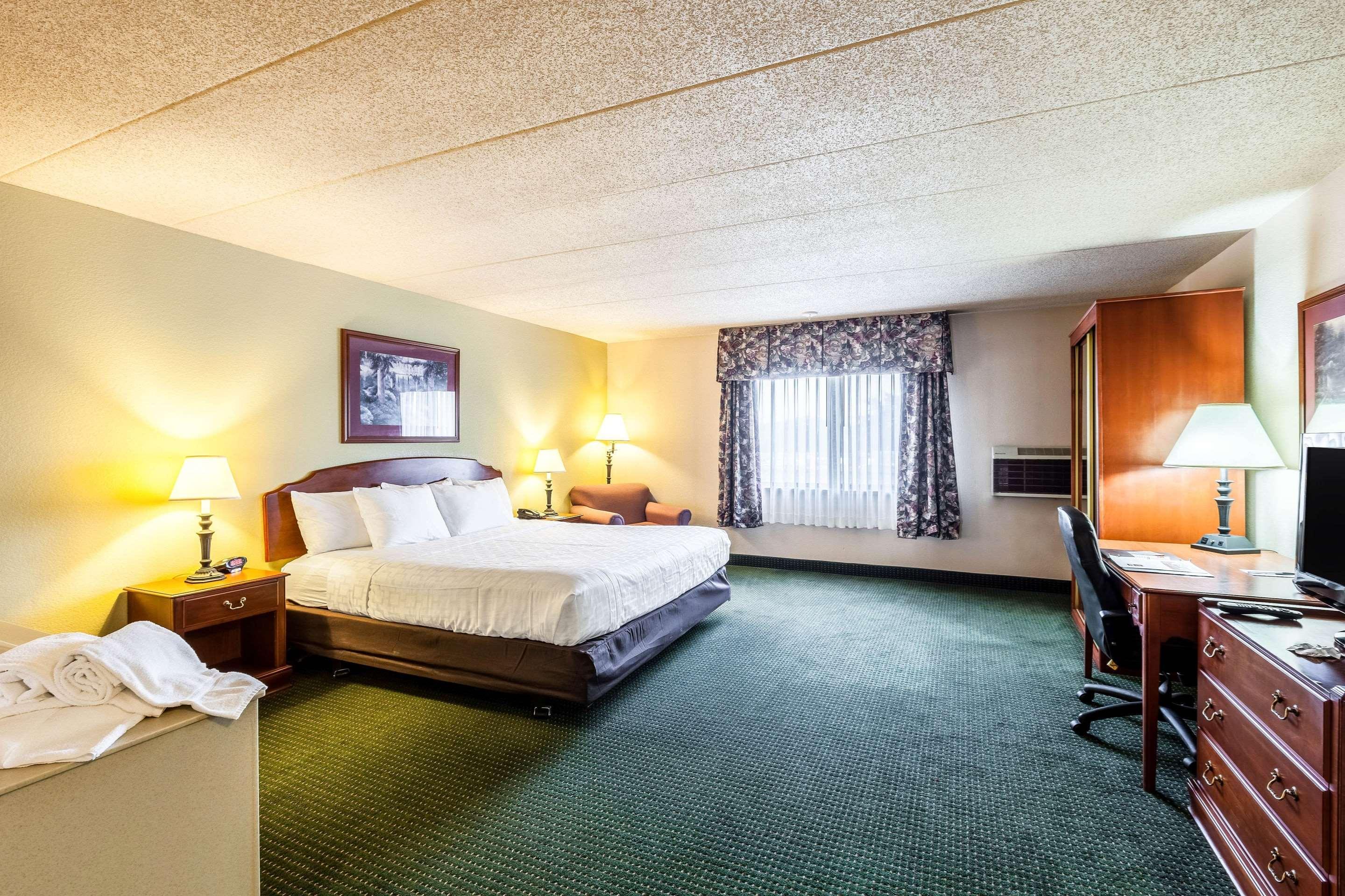 Americinn & Suites By Wyndham Baraboo Event Center Kültér fotó