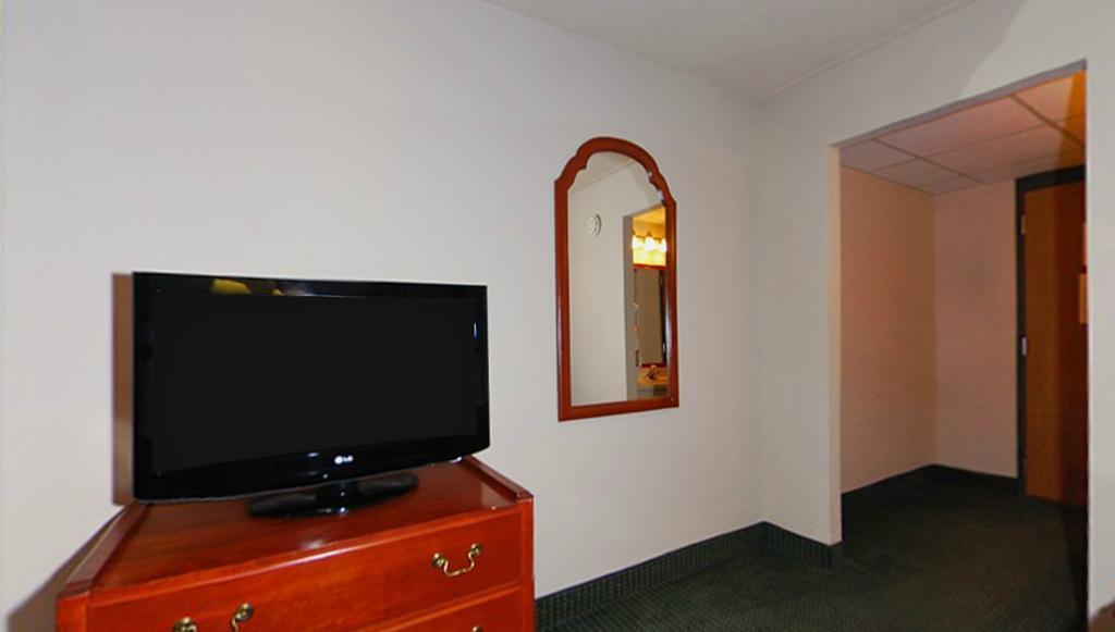 Americinn & Suites By Wyndham Baraboo Event Center Kültér fotó