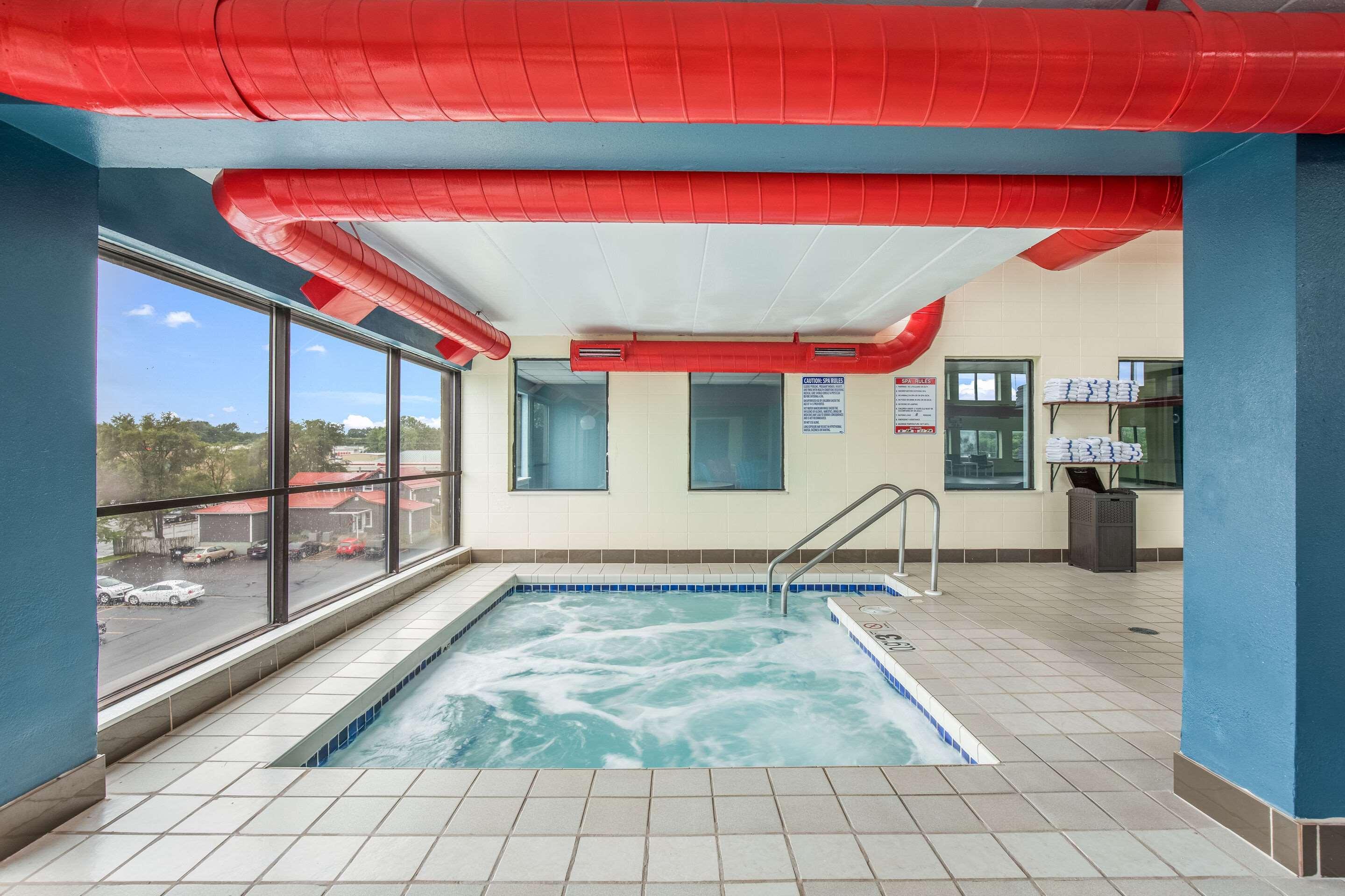 Americinn & Suites By Wyndham Baraboo Event Center Kültér fotó