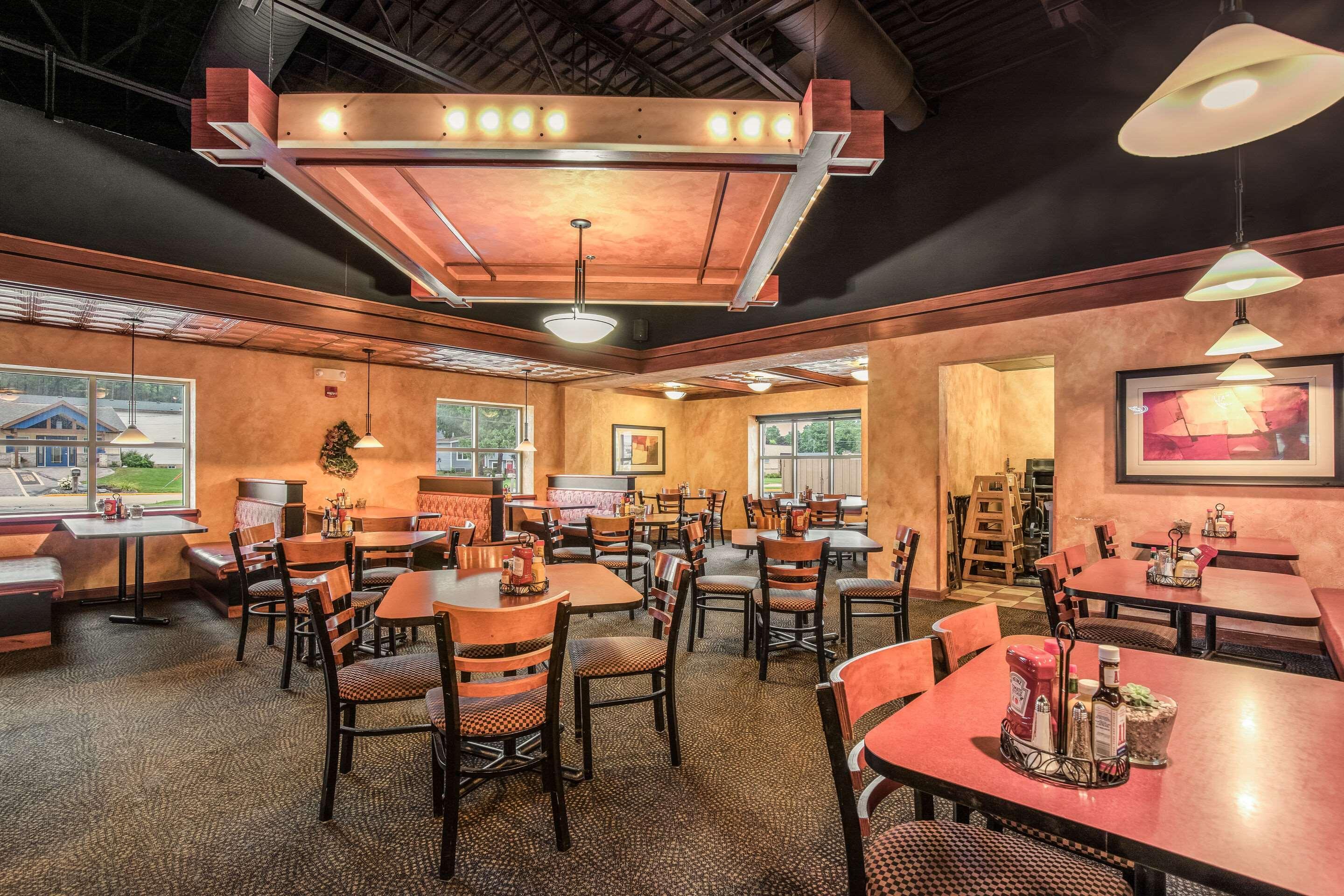 Americinn & Suites By Wyndham Baraboo Event Center Kültér fotó