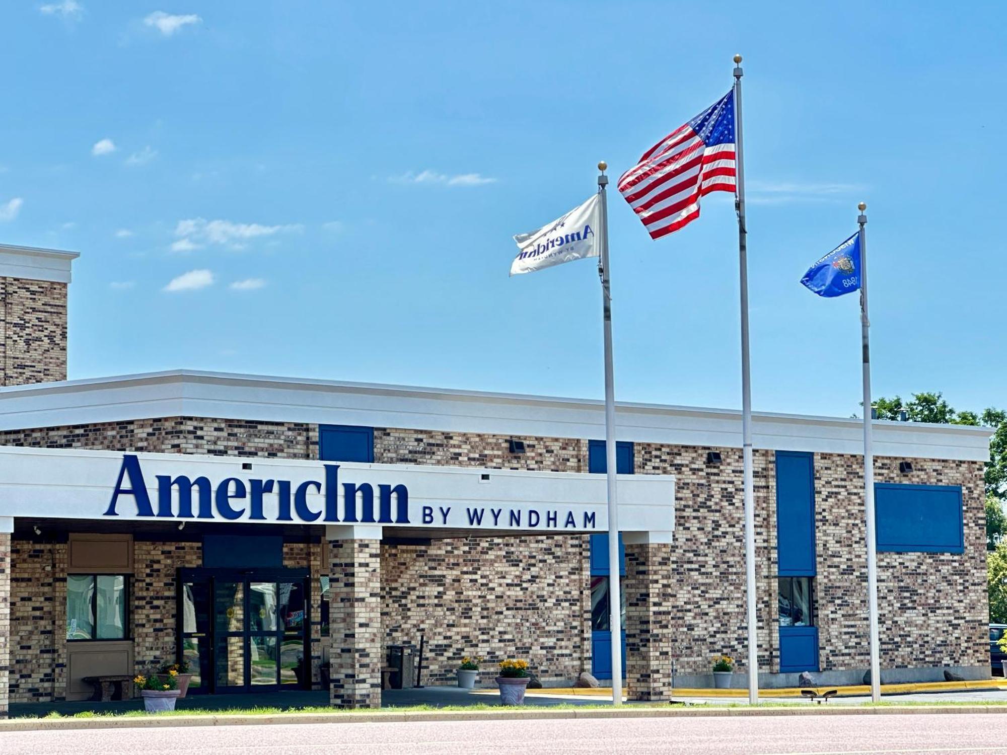 Americinn & Suites By Wyndham Baraboo Event Center Kültér fotó