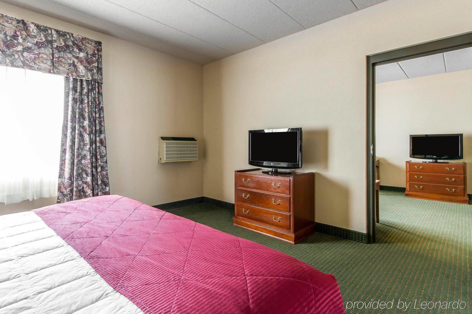Americinn & Suites By Wyndham Baraboo Event Center Kültér fotó